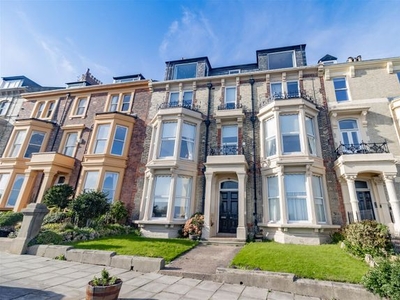 Flat for sale in Percy Gardens, Tynemouth, North Shields NE30