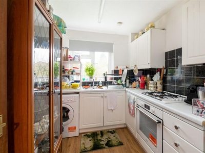 Flat for sale in Willow Court, Skipton Way, Horley RH6