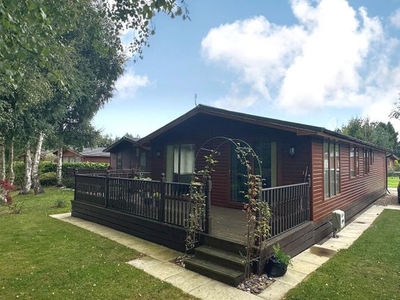 Mobile/park home for sale in Sheriff Hutton Road, Strensall, York YO32