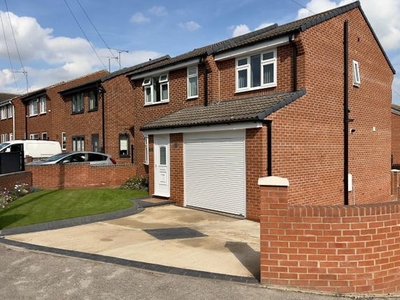 Property for sale in Snetterton Close, Cudworth, Barnsley S72