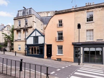 Town house for sale in Belvedere, Bath BA1