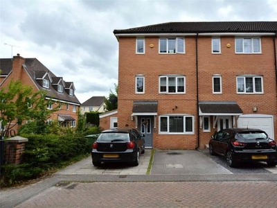 Town house for sale in Woodland Drive, Middleton, Leeds, West Yorkshire LS10