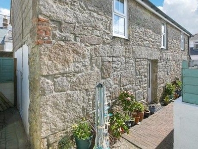 Barn conversion to rent in Cape Cornwall Street, St Just TR19