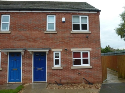 Dean Road, SCUNTHORPE - 3 bedroom house