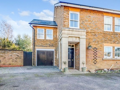 Detached house for sale in Horseshoe Crescent, Shoeburyness SS3