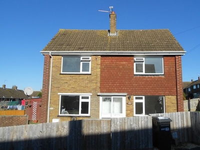 End terrace house to rent in Netherton Road, Yeovil BA21
