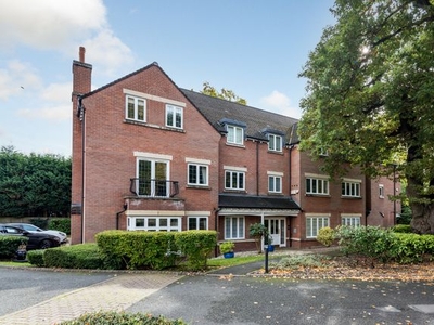 Flat to rent in Apartment 5, Foxton Mansion, 24 Four Oaks Road, Sutton Coldfield B74