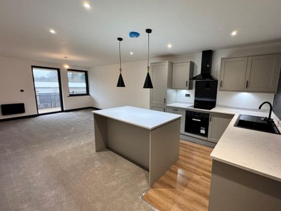 Flat to rent in Five Rise Apartments, Ferncliffe Road, Bingley BD16