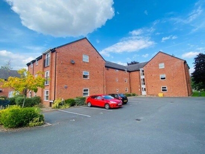 Flat to rent in St. Thomas House, Lichfield WS14