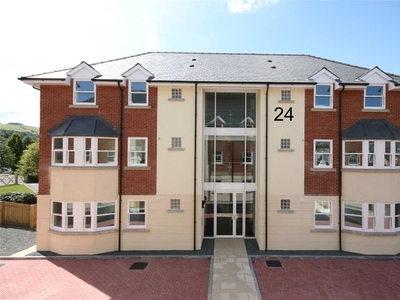 Flat to rent in Valentine Court, Llanidloes, Powys SY18