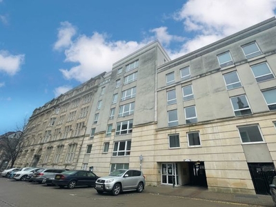 Flat to rent in West Bute Street, Cardiff CF10