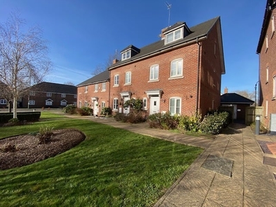 Frogmore, ST. ALBANS - 3 bedroom house