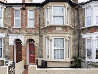 Property for sale in Fulbourne Road, London E17