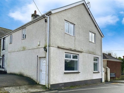 Property to rent in Miniffrwd Road, Pencoed CF35