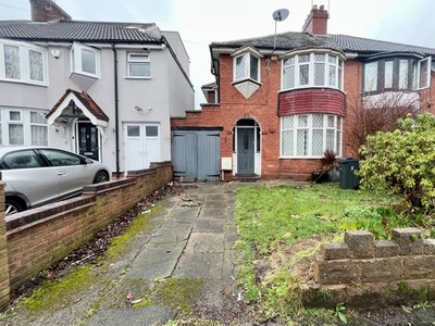 Semi-detached house to rent in Rymond Road, Hodge Hill, Birmingham B34