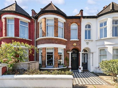 Terraced house for sale in Haverhill Road, London SW12