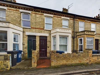 Terraced house for sale in Springfield Road, Cambridge CB4
