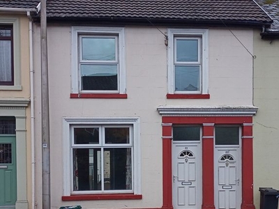 Terraced house to rent in Park Place, Merthyr Tydfil CF47