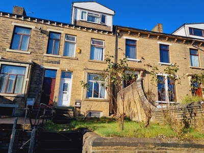 Terraced house to rent in St. Marys Road, Manningham, Bradford BD9