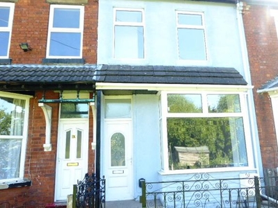 Terraced house to rent in Victoria Square, Ella Street, Hull HU5