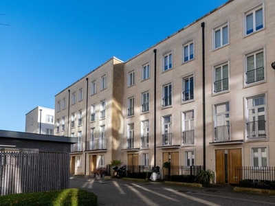 Town house for sale in Percy Terrace, Bath BA2