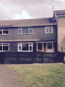 Town house to rent in Manor Close, Rawmarsh, Rotherham S62