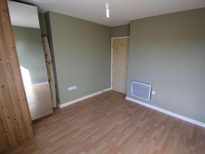 1 bed flat to rent in Woking,
GU22, Woking