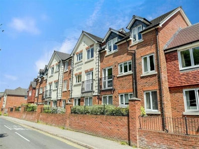 1 Bedroom Apartment Caterham Surrey