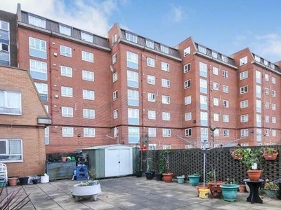 1 Bedroom Apartment Thornton Heath Greater London
