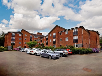 1 Bedroom Retirement Apartment For Sale in Manchester,