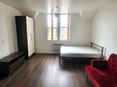 1 bedroom studio flat to rent Leeds, LS8 5BL