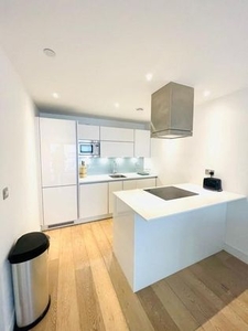 2 bedroom apartment to rent Aldgate, Shoreditch, Bricklane, E1 6LW