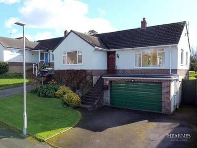 2 Bedroom Bungalow Broadstone Poole