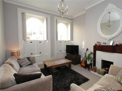 2 bedroom flat to rent Brighton And Hove, BN1 2LJ