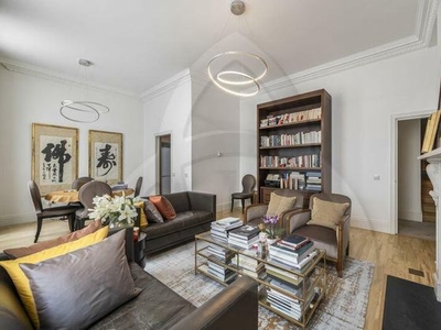 3 bedroom apartment for sale Chelsea, SW7 5RD