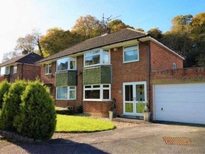 3 bedroom semi-detached house to rent High Wycombe, HP12 4LD