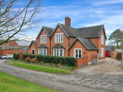 4 Bedroom House Lutterworth Leicestershire