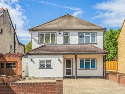4 Bedroom House Northwood Greater London