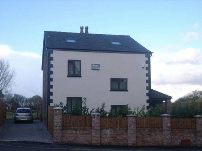 4 Bedroom House Stockport Stockport