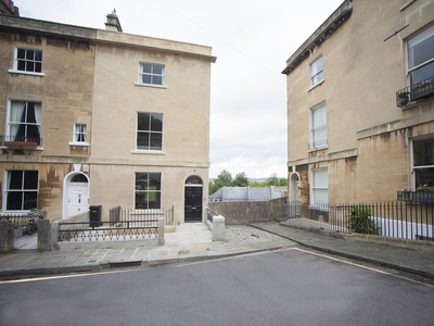 4 bedroom property for sale in Southcot Place, Bath, BA2