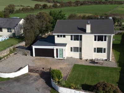 5 Bedroom House Bodorgan Isle Of Anglesey
