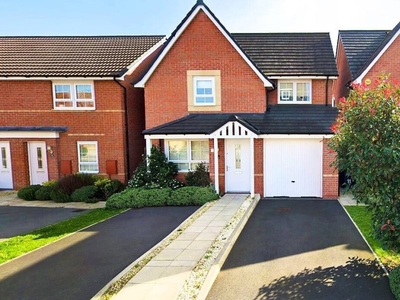 Broomfield Crescent, Leicester - 3 bedroom detached house