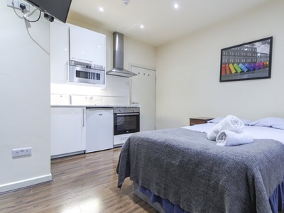 Studio Apartment for rent in Cricklewood, London