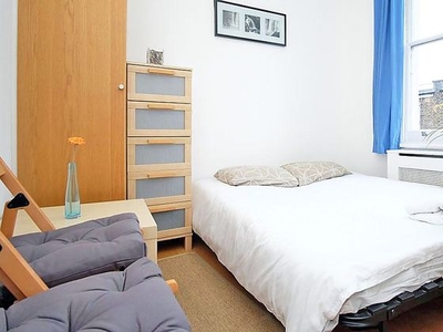 Studio flat to rent London, W14 9JZ