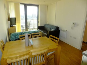 1 bedroom apartment for rent in St Georges Island, Block 3, 3 Kelso Place, M15
