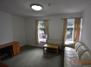 1 bedroom flat for rent in Alllensbank Road, Heath, CF14