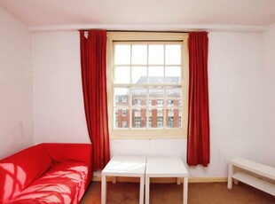 1 bedroom flat for rent in Redcross Court - Redcross Street, BS2