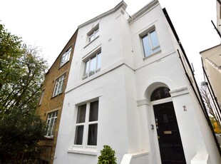 1 bedroom flat for rent in Rye Hill Park Peckham SE15