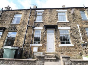 1 bedroom house for rent in Parkfield Mount, Pudsey, West Yorkshire, UK, LS28