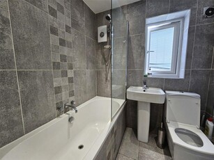 1 bedroom house share for rent in Kensington Gardens, Carlton, Nottingham, Nottinghamshire, NG4